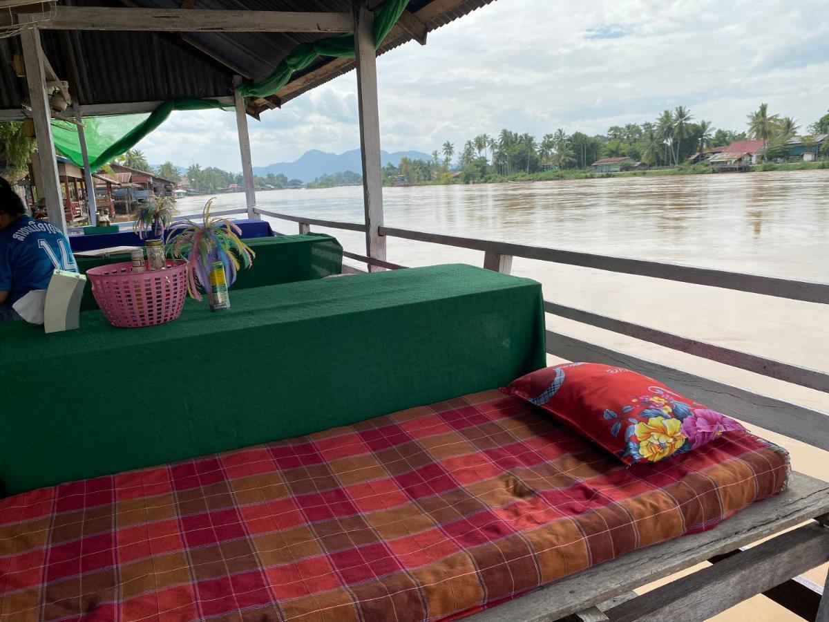 Ban Donsom Souksanh Guesthouse المظهر الخارجي الصورة